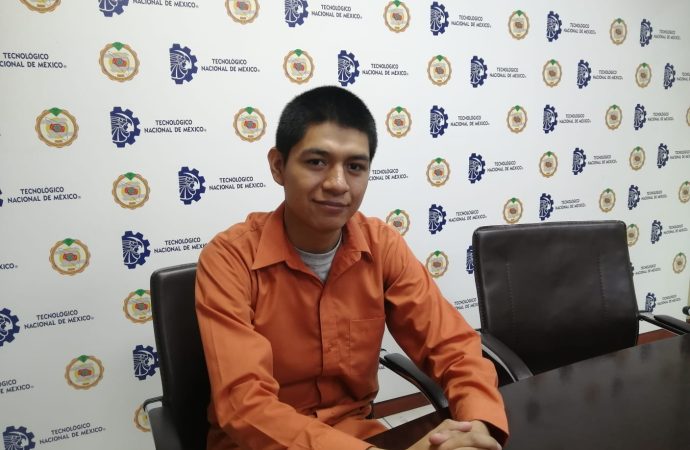 Fernando Reyes cumplió su sueño de estudiar semiconductores