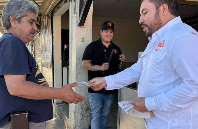 Lleva Rogelio Cota sus propuestas a emprendedores