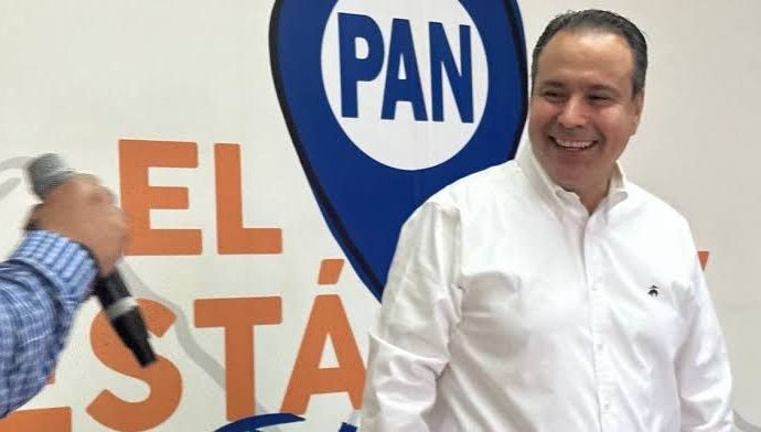 Se registra Antonio Astiazarán para competir por la reelección en Hermosillo