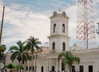 No se reportan daños por el sismo en Huatabampo: Alfonso Durazo<b>Huatabampo, Sonora a 04 de febrero del 2024. </b>Sin daños por lamentar en Huatabampo trás un sismo de 4.7 grados, informó el Gobernador Alfonso Durazo Montaño.El mandatario aseguró, a través de sus redes sociales que hasta este momento, continúan trabajando elementos de la Unidad Estatal de Protección Civil en el monitoreo del área y la atención a los habitantes.En este domingo se registró un sismo en la localidad de Huatabampo de 4.7 grados en la Escala sismológica de Richter, por lo que se mantiene la alerta para el sur de la entidad.”No se reportan daños tras el sismo de 4.7 grados registrado cerca de Huatabampo. Instruí a la Coordinación Estatal de Protección Civil mantener monitoreo”.El Gobernador Alfonso Durazo manifestó que se trabajará para mantener a la población alerta y atendiendo posibles daños que se puedan ocasionar.