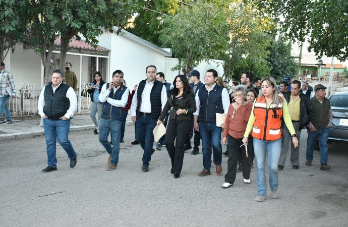 Escucha Toño Astiazarán necesidades de la colonia Fovissste