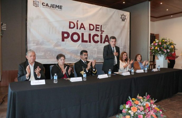Reconoce presidente Lamarque Cano labor de las y los policías en su día