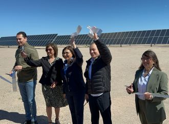 Inauguran parque solar AKIN en Puerto Libertad; son 390 mil paneles