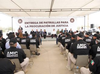 Entrega gobernador Alfonso Durazo patrullas para fortalecer labor de la FGJE