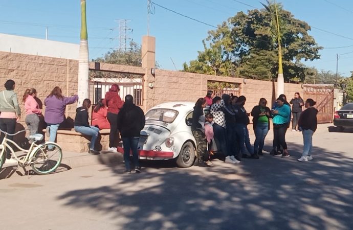 Continúa conflicto en escuela de Cajeme