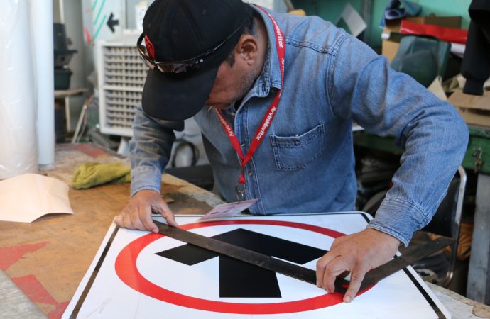 Renuevan nomenclaturas en las calles de Ciudad Obregón