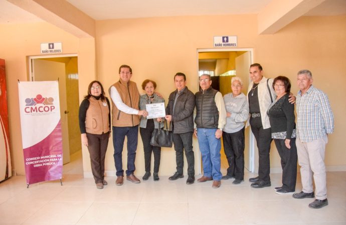 Entrega Elías Retes obras del CMCOP por más de un millón de pesos