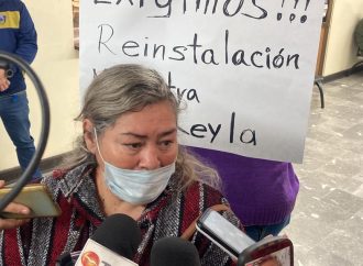 Piden padres de familia de CAED reincorporen a maestra