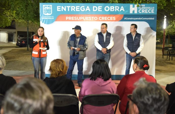 Entrega Toño Astiazarán rehabilitación a parque de la colonia Santa Fe