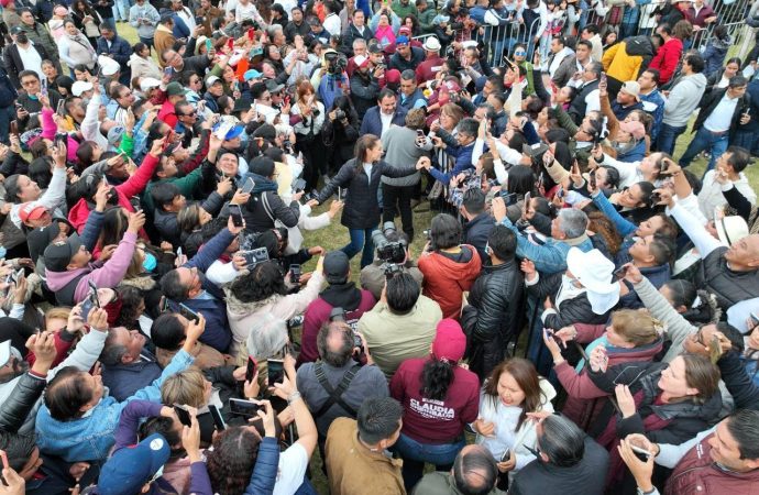 Educación pública, la mejor gracias a nuestros maestros: Sheinbaum