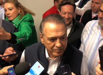 Beltrones abre puerta a Senaduría plurinominal por el PRD