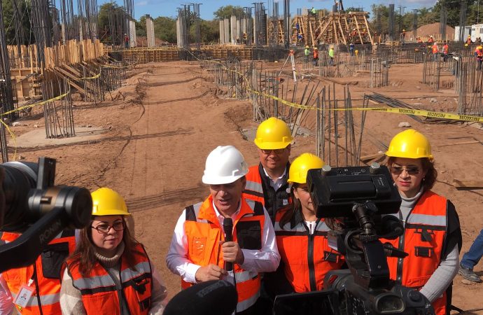 Supervisa Alfonso Durazo avances de hospital comunitario en Vícam