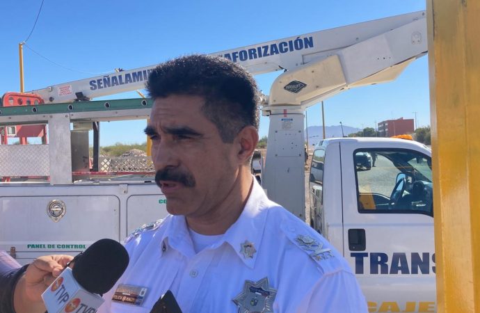 Rehabilitan Semáforo al Norte de Ciudad Obregón