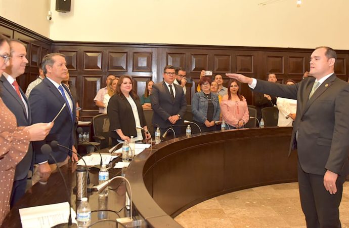 Solicita licencia Astiazarán y queda Acuña como alcalde interino en Hermosillo