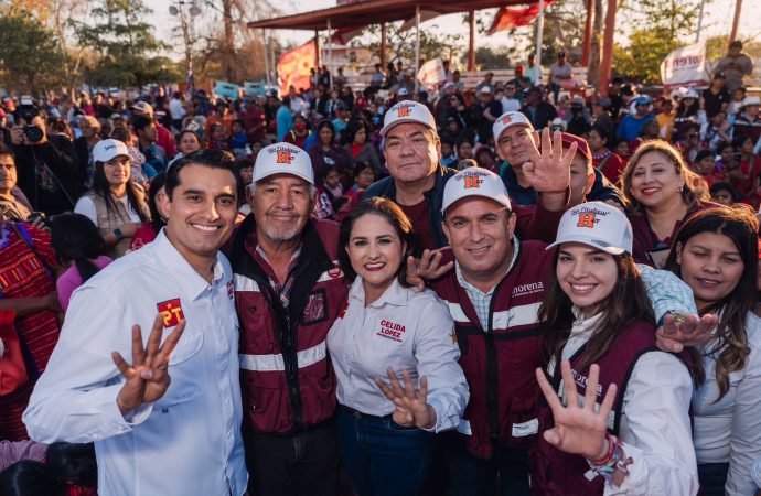 Celida y Froylán son arropados por los habitantes y trabajadores del campo del Poblado Miguel Alemán