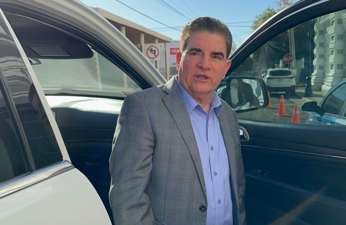 Interceptan autobús con más de 90 migrantes; hay dos detenidos