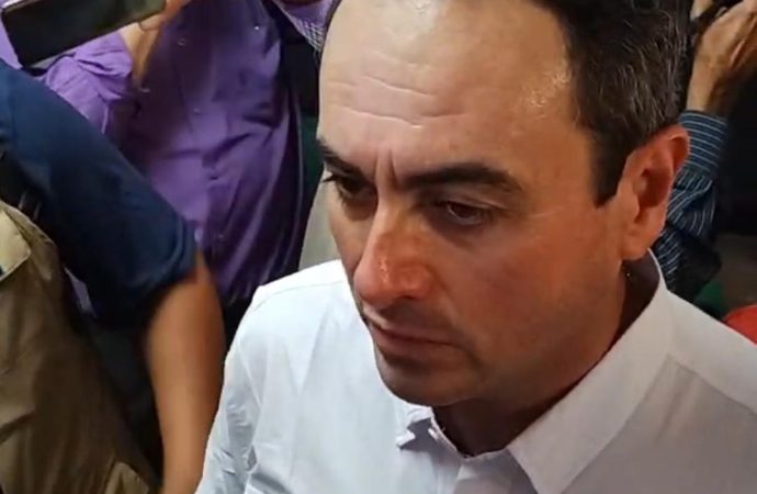 “Motivado y contento”: Armando Alcalá en su registro para competir la alcaldía de Cajeme