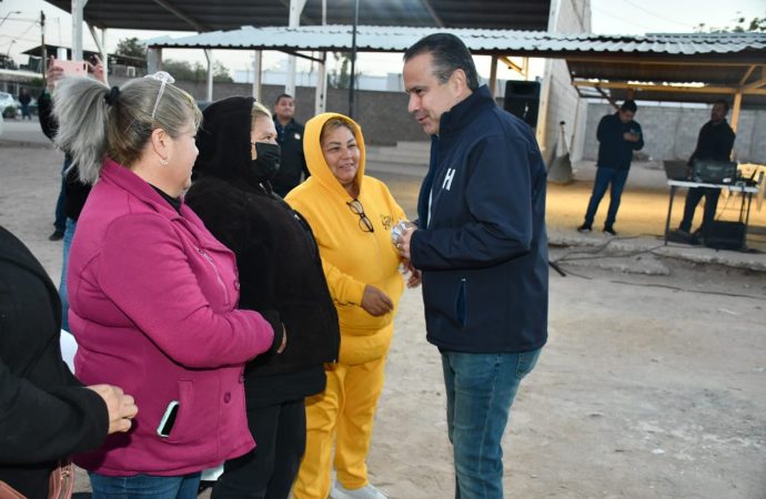 Entrega Toño Astiazarán obra en iglesia de la colonia Palo Verde Indeur