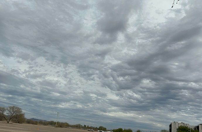 Pronostican descenso de temperaturas y lloviznas esta semana en Sonora