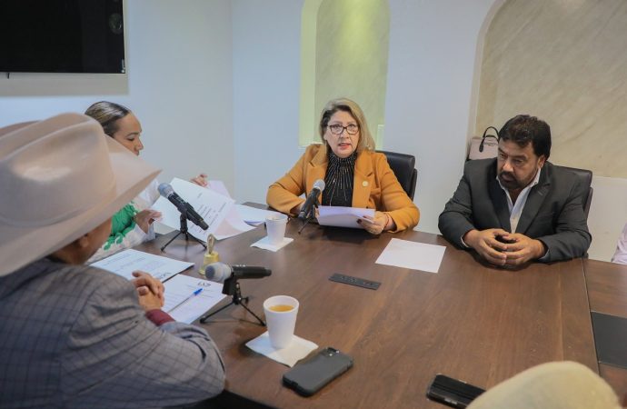 Reciben diputados solicitudes para la ampliación de presupuestos municipales