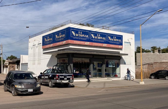 Despliegue policíaco tras asalto a casa de empeñó