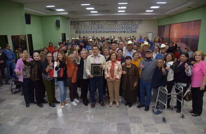 La Asociación de Jubilados y Pensionados Reconoce el Firme Apoyo del Presidente Lamarque Cano