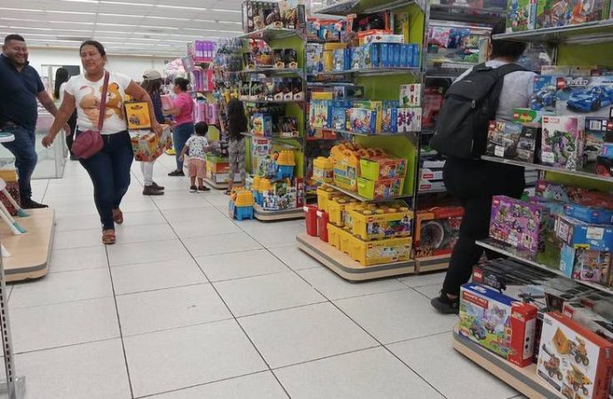 Proyectan empresarios incremento en ventas del 20 por ciento por el Día del Niño