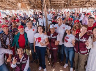 Celida y Froylán arropan causas de cooperativas y pescadores en Huatabampo