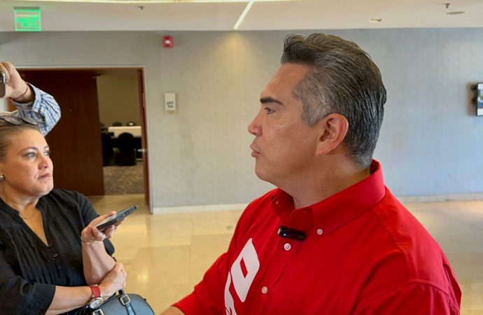 Exhorta Alito Moreno a Máynez a declinar por Xóchitl Gálvez