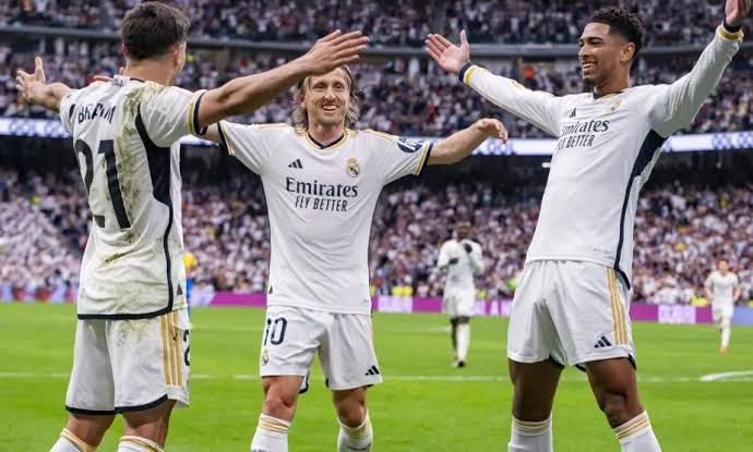 Real Madrid se proclama campeón de Liga por goleada tras la humillación al Barcelona