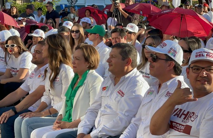 Expone María Dolores del Río propuestas para la juventud