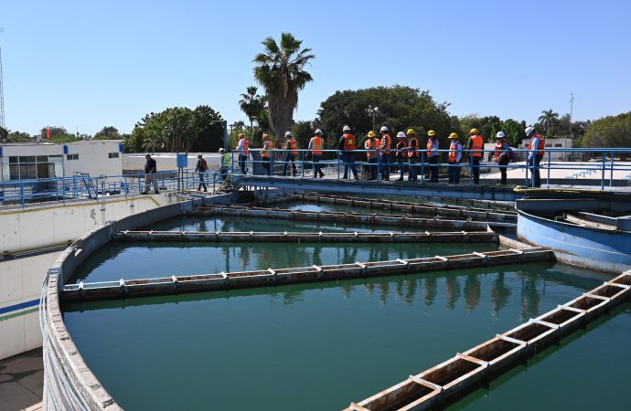 ESTUDIANTES DE INGENIERIA CIVIL DEL ITSON REALIZAN RECORRIDO ENPLANTAS POTABILIZADORAS DE OOMAPAS