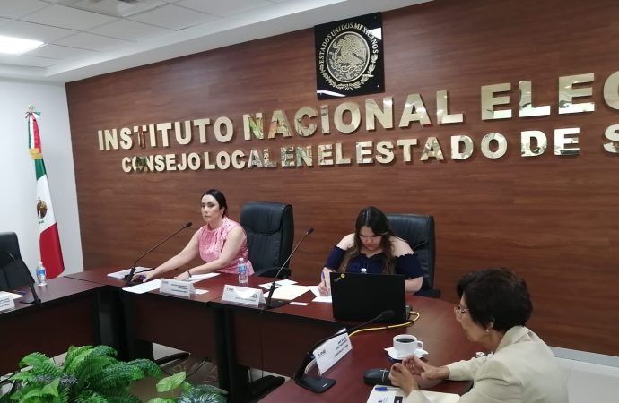 Se abre la sesión permanente del INE para la jornada electoral