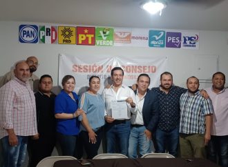 David Figueroa triunfa en el Distrito 6 de Hermosillo y recibe constancia de mayoría