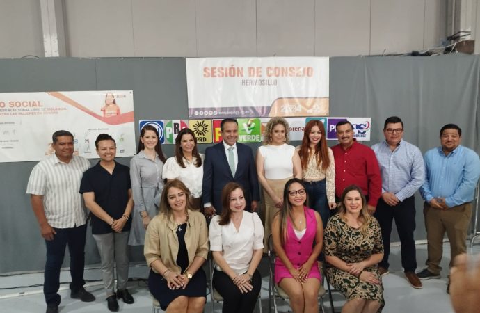 Recibe Toño Astiazarán constancia de mayoría