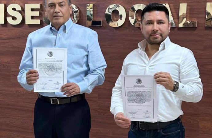 Recibe Beltrones constancia como Senador mejor perdedor