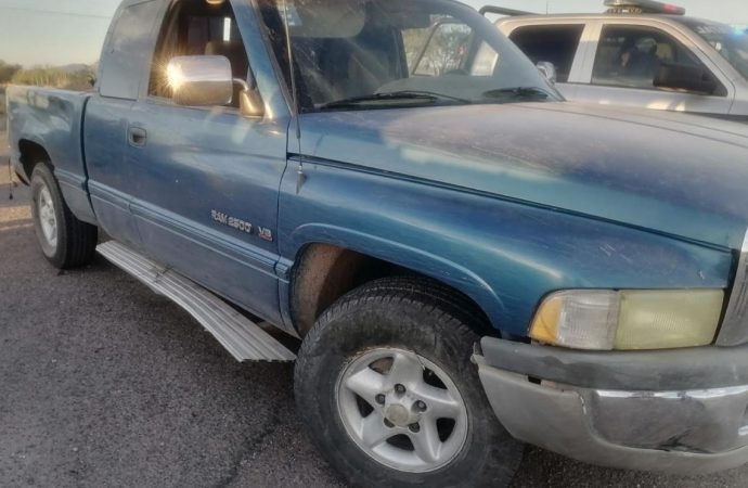 Asegura Policía Estatal arsenal y vehículos robados en municipios del norte de Sonora