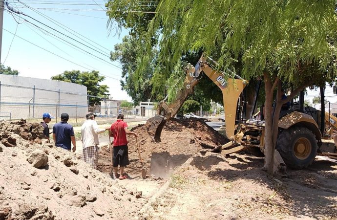 Suspenden trabajos por calor