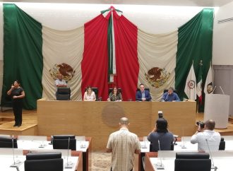 Reciben diputados locales ley de protección animal del Gobernador Durazo