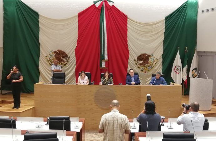 Reciben diputados locales ley de protección animal del Gobernador Durazo