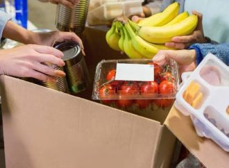 Ofrece bancó de alimentos despensas a precios módicos