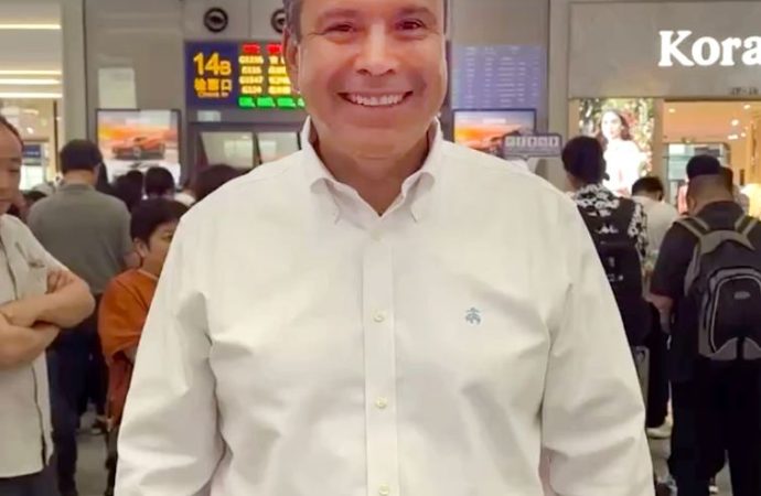 Evalúa Toño Astiazarán transportes con energía limpia factibles para su uso en Hermosillo