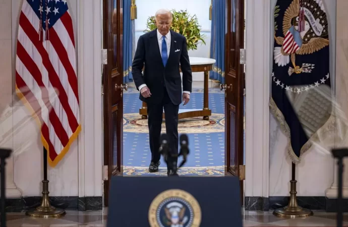 Biden anuncia su retirada de la carrera por la presidencia de EEUU y apuesta por Kamala Harris