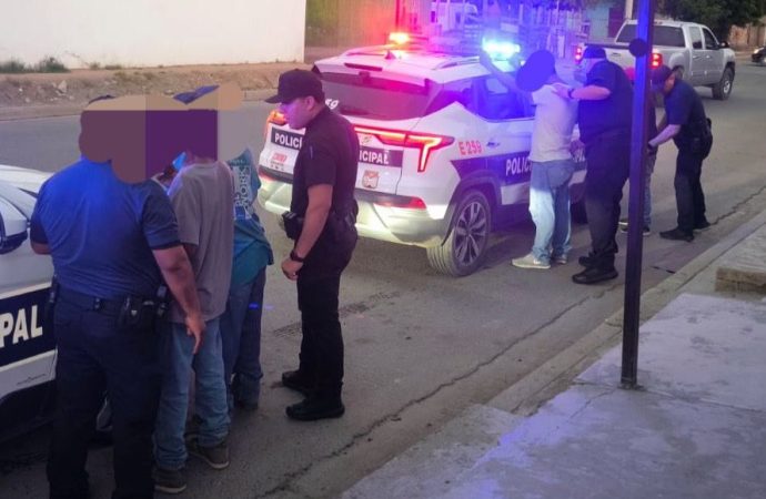 Relucen reportes por portación de arma blanca en Hermosillo