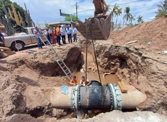 Trabajos de mejora en la red de agua potable en el sur de Obregón avanzan sin contratiempos