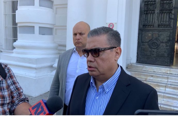 Reportan estable a Federico Hans, comunicador baleado en Caborca