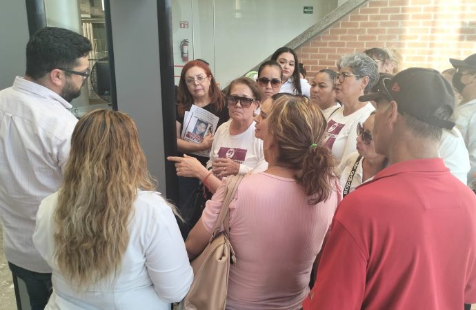 Tras manifestación, Fiscal de Sonora recibe a Madres Buscadoras