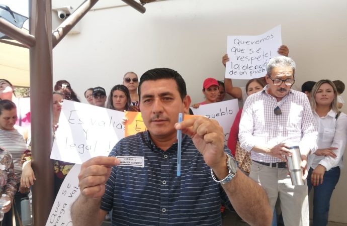 Heriberto Grijalva contenderá por la alcaldía de Rayón