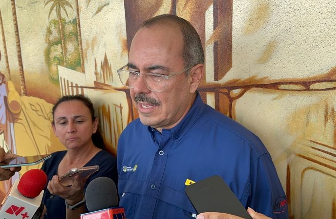 Participan más de 70 empresas en feria del empleo en Hermosillo