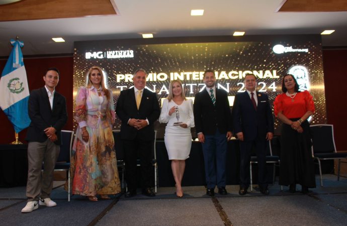 Galardonan a DIF Navojoa con premio internacional “Tonantzin 2024”